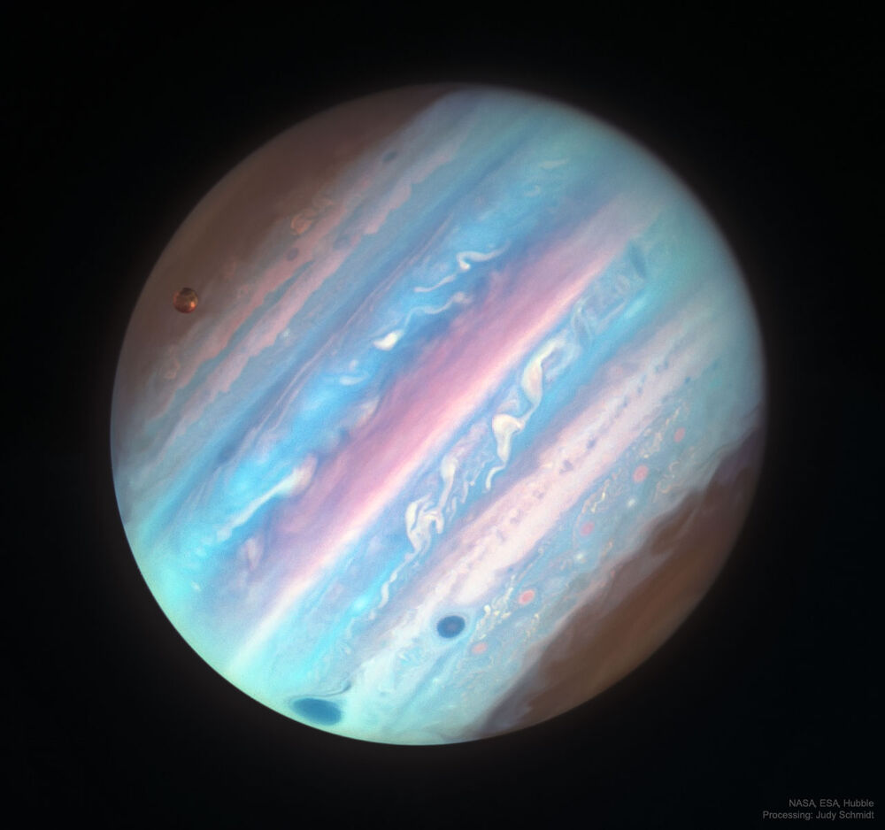 File:JupiterUV HubbleSchmidt 1280.jpg